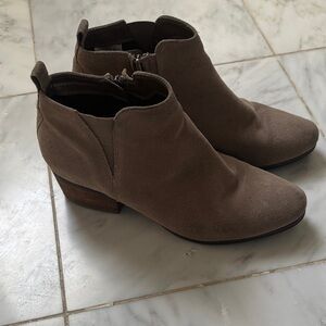 Blonde Women's Tan Suede Ankle Boots